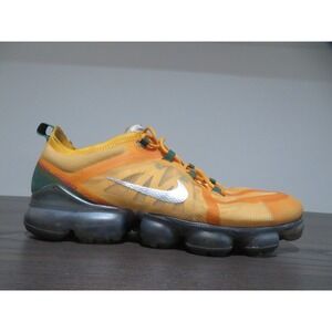 Nike Men's Vibrant Orange and Green Athletic Shoes